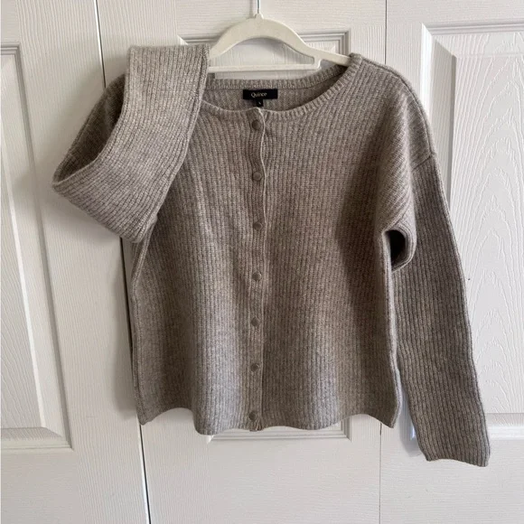 Quince 100% Yak Soft Rib Crew
Gray Cardigan Sweater size L - Picture 2 of 12